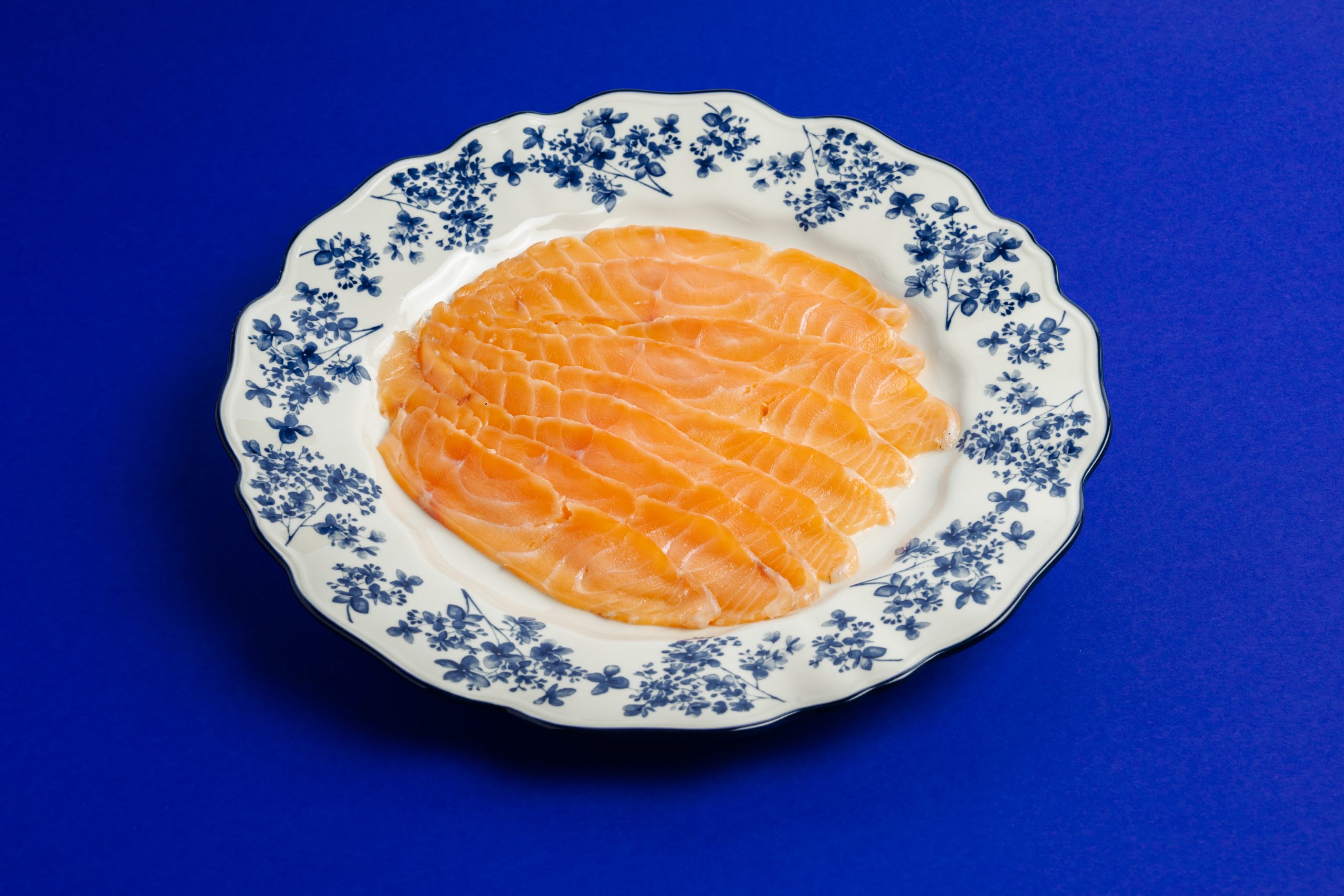 Нарезка из маринованного атлантического лосося