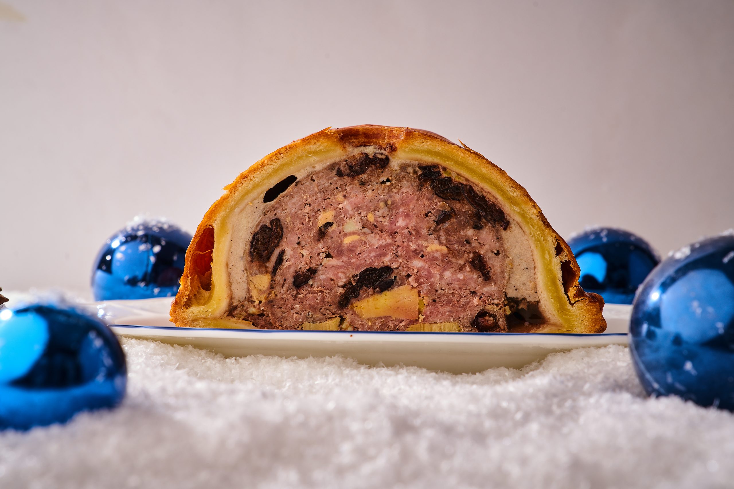 Pâté en croûte Фуа-гра с перечным муссом