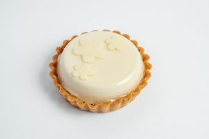 Тарталетка с маракуйей и юдзу