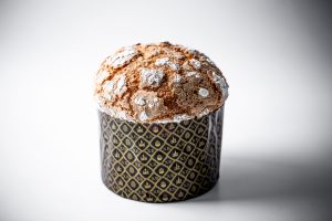 Кулич с апельсином и тёмным шоколадом