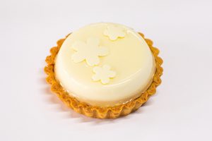 Тарталетка с маракуйей и юдзу