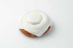 Булочка с корицей